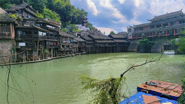 “湘”約鳳凰，相守未來——2022博皓快樂湖南行    -22