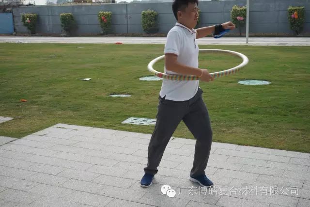 堅(jiān)韌不拔展雄風(fēng)，團(tuán)結(jié)協(xié)作顯氣魄--熱烈慶祝博皓首屆運(yùn)動(dòng)會(huì)隆重召開